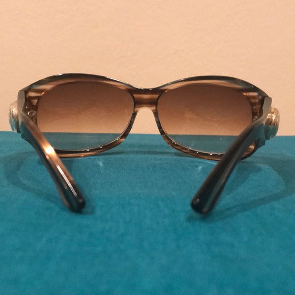 Authentic Gucci Sunglasses - Picture 3 of 7